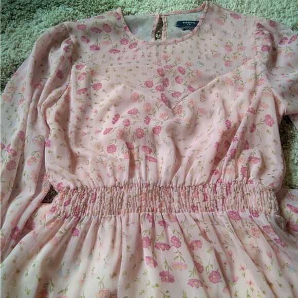 💗 Pink Floral Sheer Lined Midi Length Dress by Reserved • Designed in Poland • - Picture 3 of 7